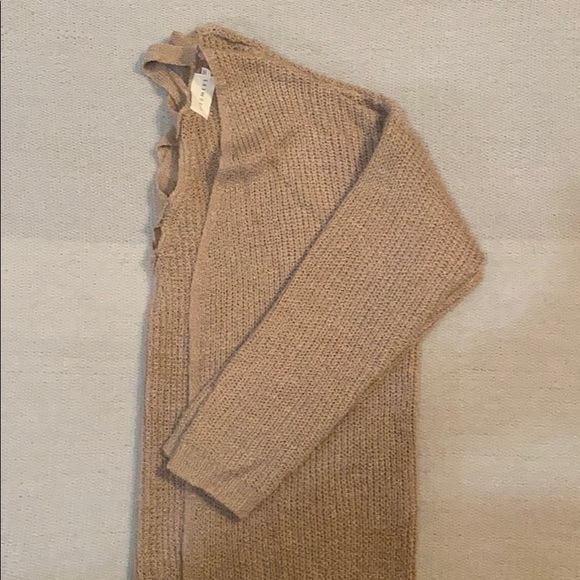 Sweater - Picture 2 of 4